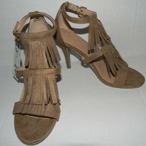 NEW Tan Fringe Heels Size 7